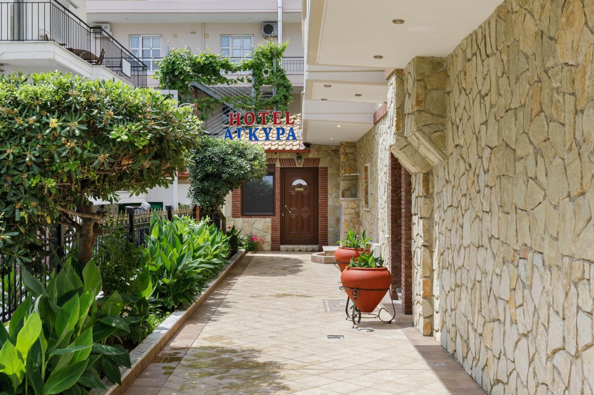 Agyra Seaview Hotel By Panel Hospitality 尼欧波洛伊 外观 照片
